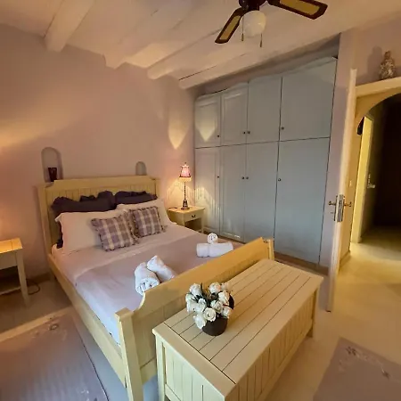 Private Mykonos * كالافاتيس